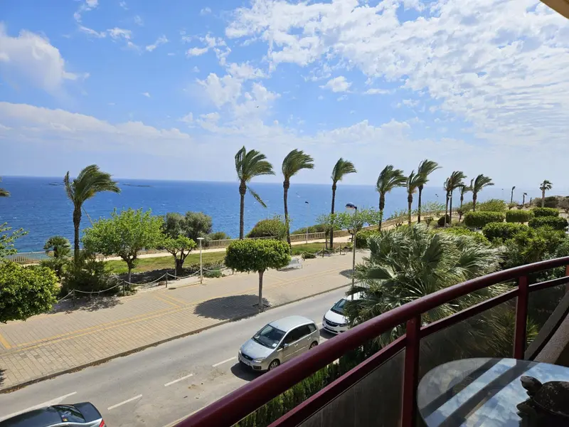 Apartamento de 2 dormitorios en Villajoyosa, Costa Blanca — foto 2 de 15
