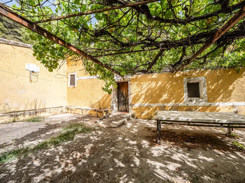 Casa de campo de 4 dormitorios en Desconocido, Costa Blanca — foto 9 de 30