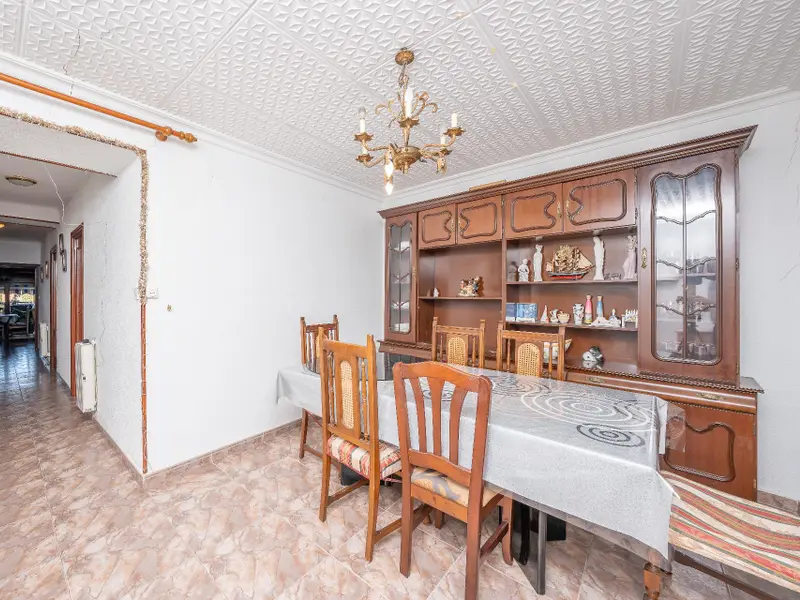 Apartamento de 3 dormitorios en Desconocido, Costa Blanca — foto 5 de 27