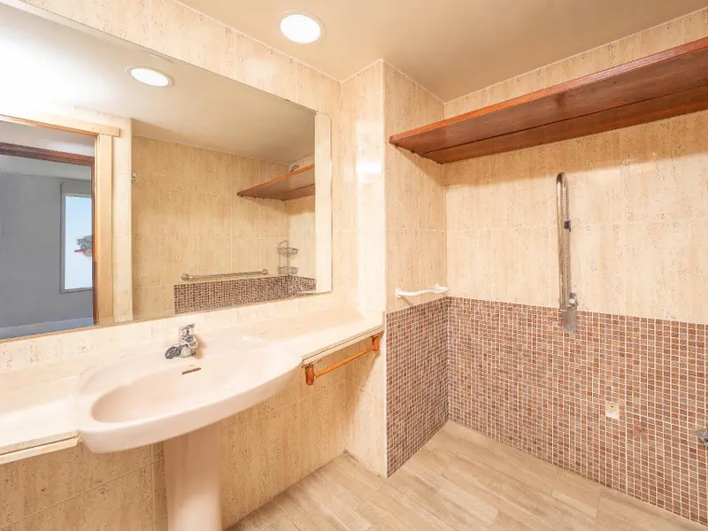 Apartamento de 2 dormitorios en Alicante, Costa Blanca — foto 21 de 28