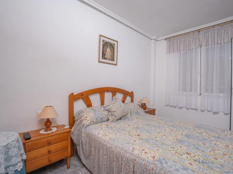 Apartamento de 2 dormitorios en Santa Pola, Costa Blanca — foto 14 de 23