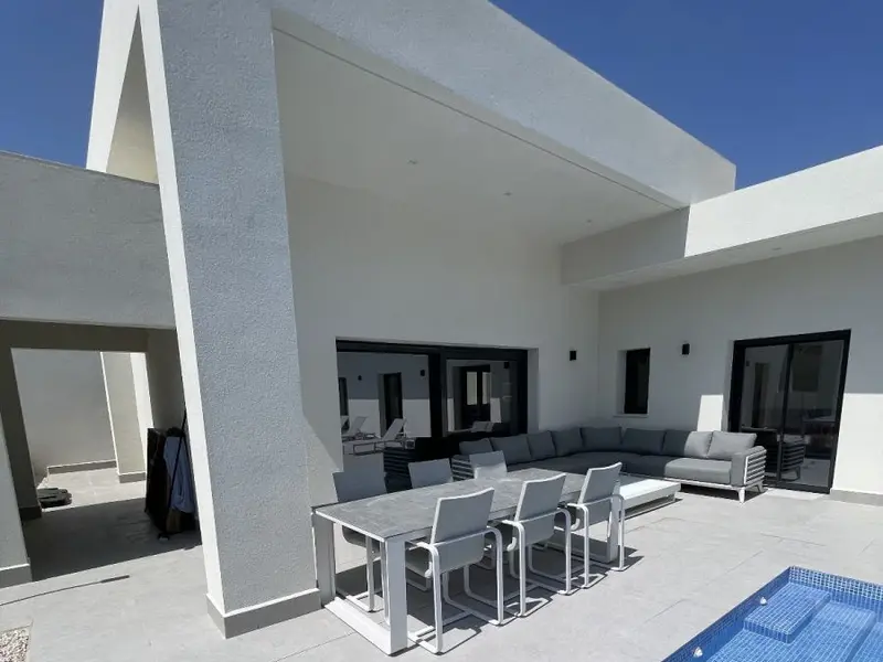 Villa de 3 dormitorios en La Romana, Costa Blanca — foto 12 de 30