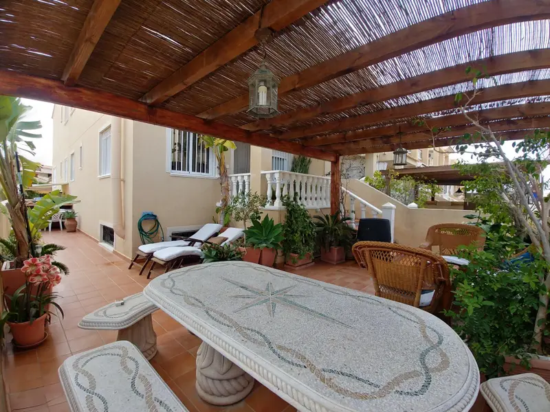Bungalow with 4 bedrooms in Santa Pola, Costa Blanca — photo 10 of 30