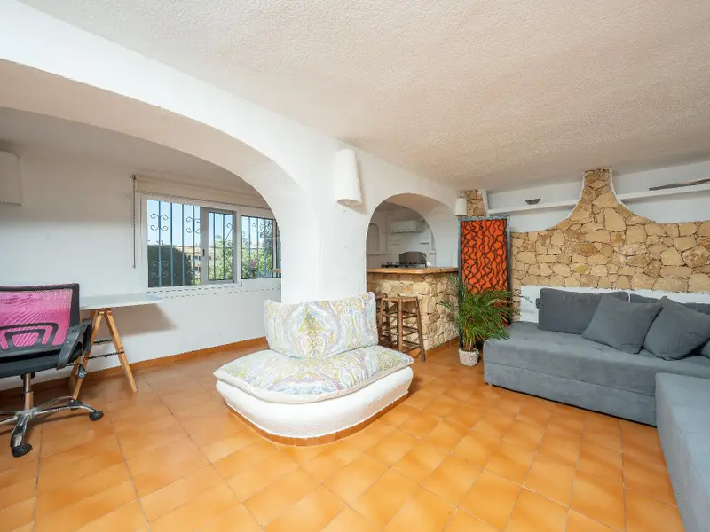 Villa de 4 dormitorios en El Campello, Costa Blanca — foto 27 de 30