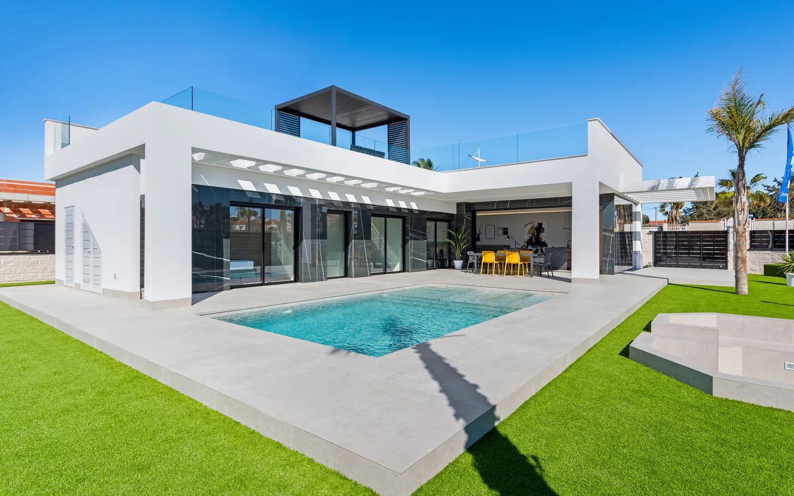 Chalet independiente de 3 dormitorios en Algorfa, Costa Blanca — foto 1 de 1