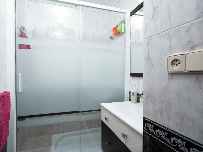 Apartment with 3 bedrooms in Elche, Costa Blanca — photo 12 of 27