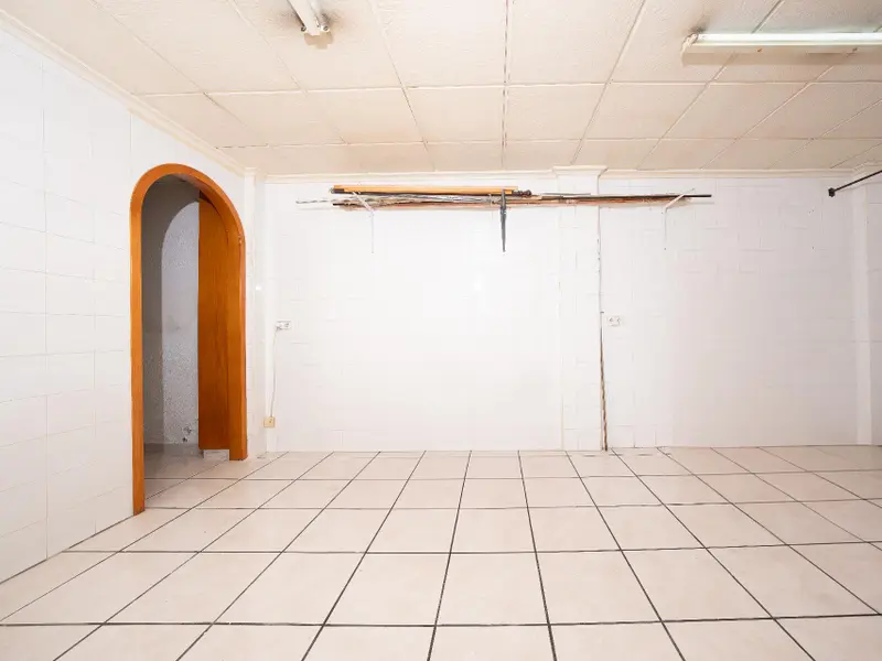 Gewerbe in Elche, Costa Blanca — Foto 10 von 10