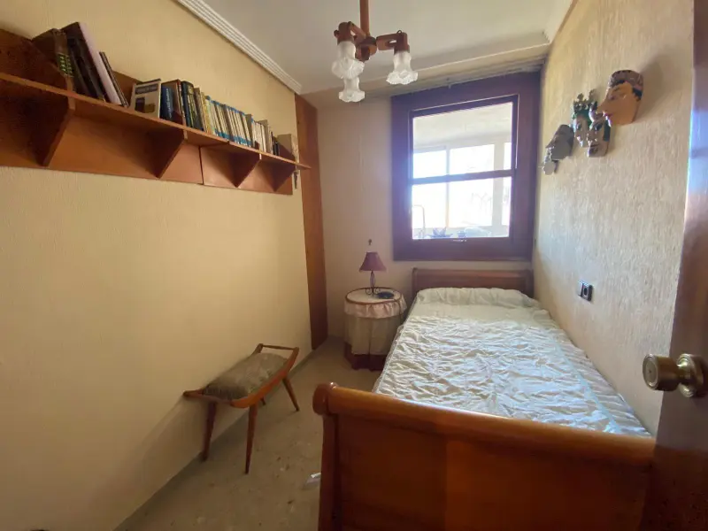 Apartamento de 4 dormitorios en Alicante, Costa Blanca — foto 22 de 30