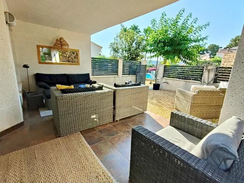 Reihenhaus mit 4 Schlafzimmern in Moraira, Costa Blanca — Foto 2 von 30