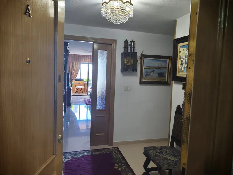 Apartment with 4 bedrooms in Alicante, Costa Blanca — photo 20 of 26