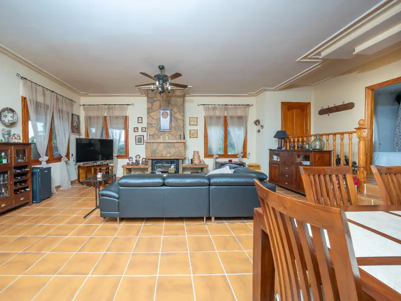 Villa mit 4 Schlafzimmern in Novelda, Costa Blanca — Foto 5 von 30
