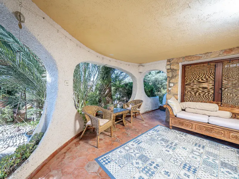 Villa de 4 dormitorios en El Campello, Costa Blanca — foto 26 de 30