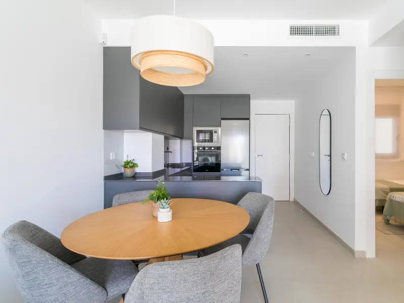 Apartamento de 2 dormitorios en Torrevieja, Costa Blanca — foto 26 de 30