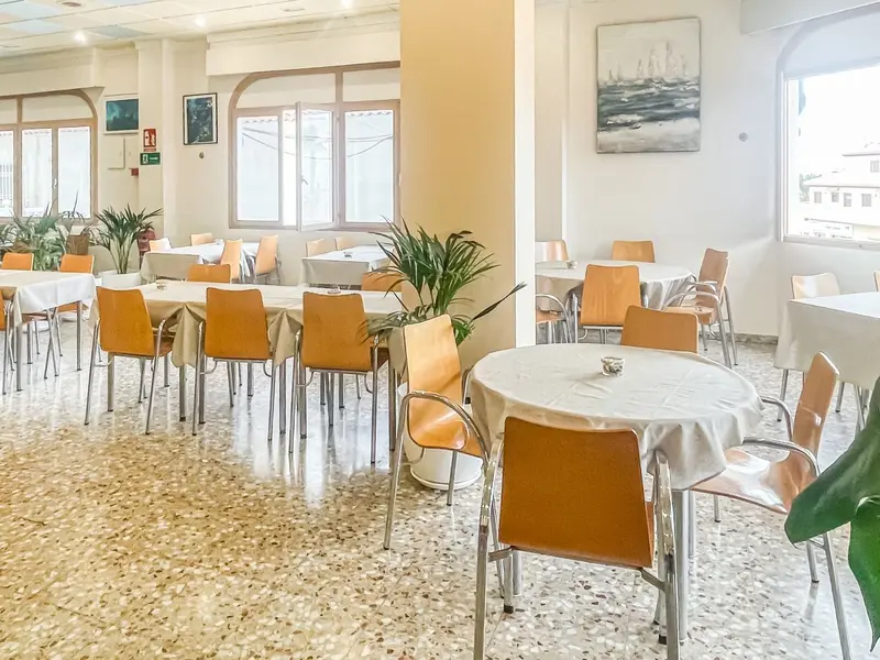 Комерційне приміщення у El Campello, Коста-Бланка — фото 6 з 25