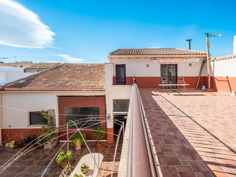 Villa de 5 dormitorios en Pinoso, Costa Blanca — foto 30 de 30