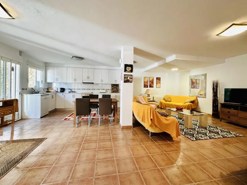 Villa de 6 dormitorios en La Nucía, Costa Blanca — foto 19 de 30