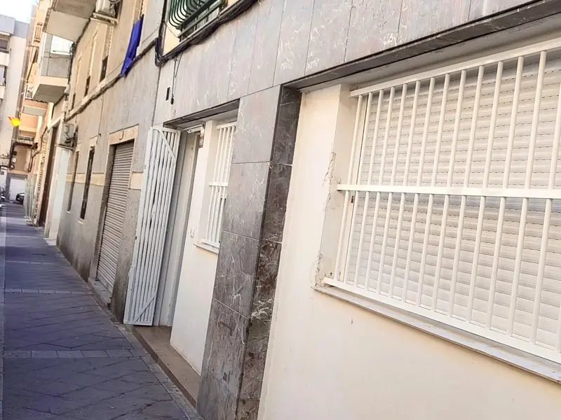 Gewerbe mit 1 Schlafzimmern in Elche, Costa Blanca — Foto 5 von 6