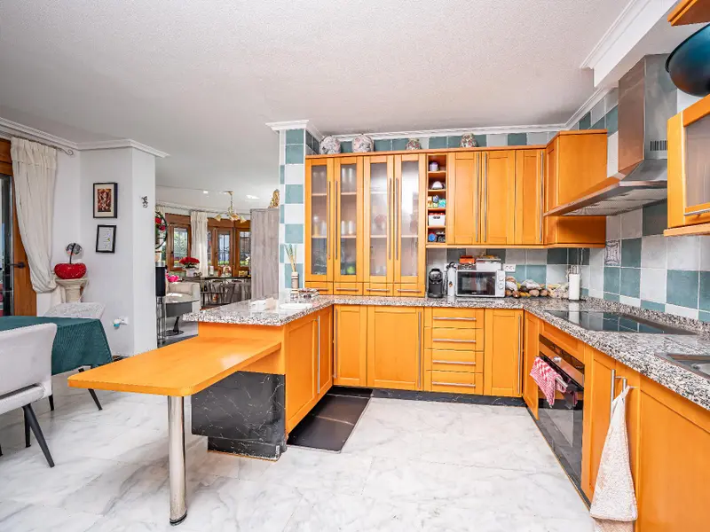Villa de 6 dormitorios en Algorfa, Costa Blanca — foto 11 de 30
