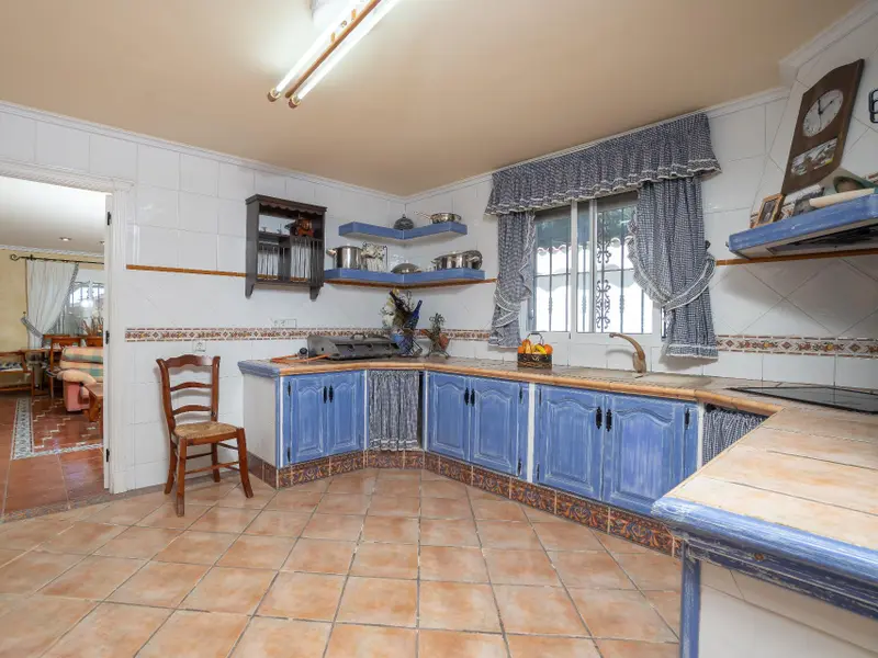 Villa with 3 bedrooms in Elche, Costa Blanca — photo 5 of 30