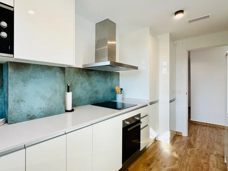 Apartamento de 2 dormitorios en Villajoyosa, Costa Blanca — foto 12 de 29