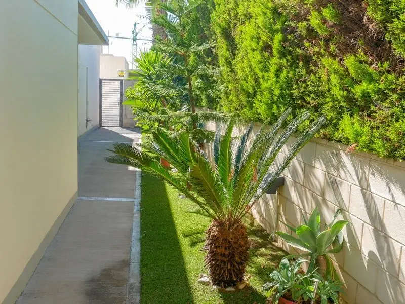 Villa de 4 dormitorios en Polop, Costa Blanca — foto 9 de 30