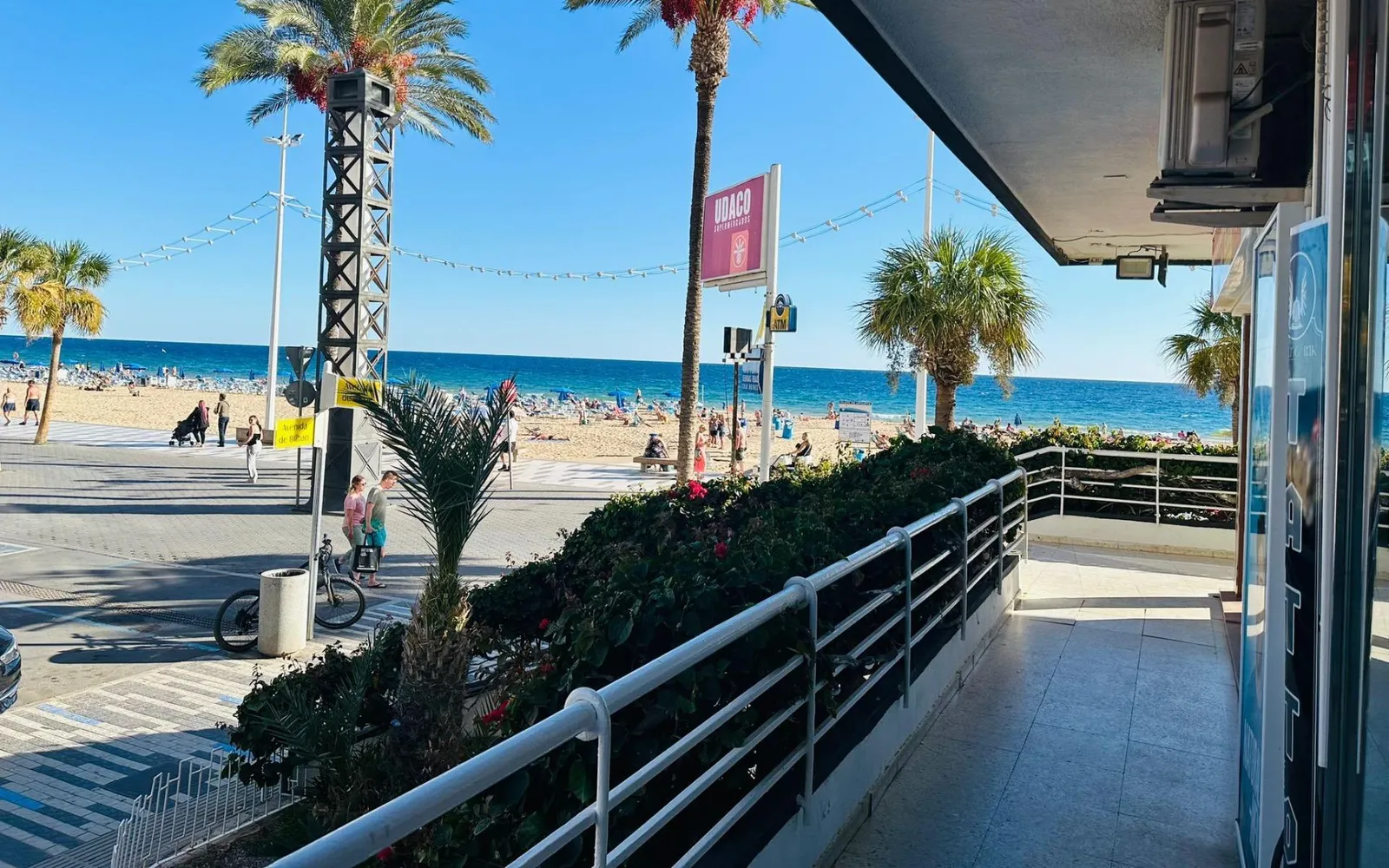 Комерційне приміщення з 4 спальнями у Benidorm, Коста-Бланка — фото 1 з 6