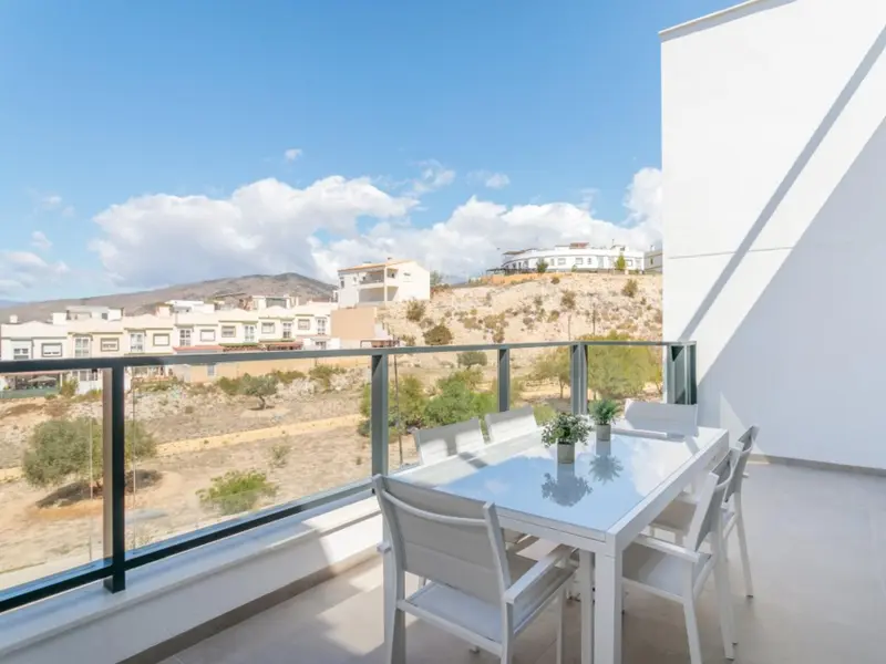 Villa de 4 dormitorios en Finestrat, Costa Blanca — foto 12 de 27