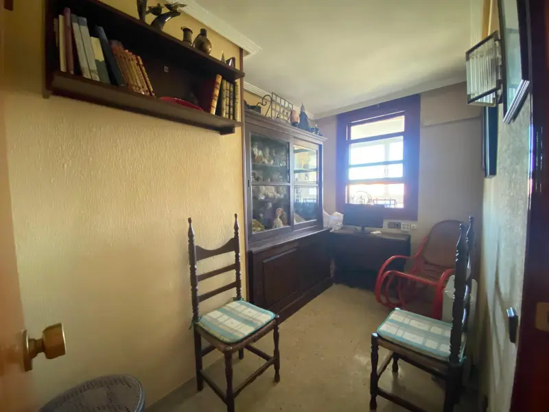 Apartamento de 4 dormitorios en Alicante, Costa Blanca — foto 28 de 30