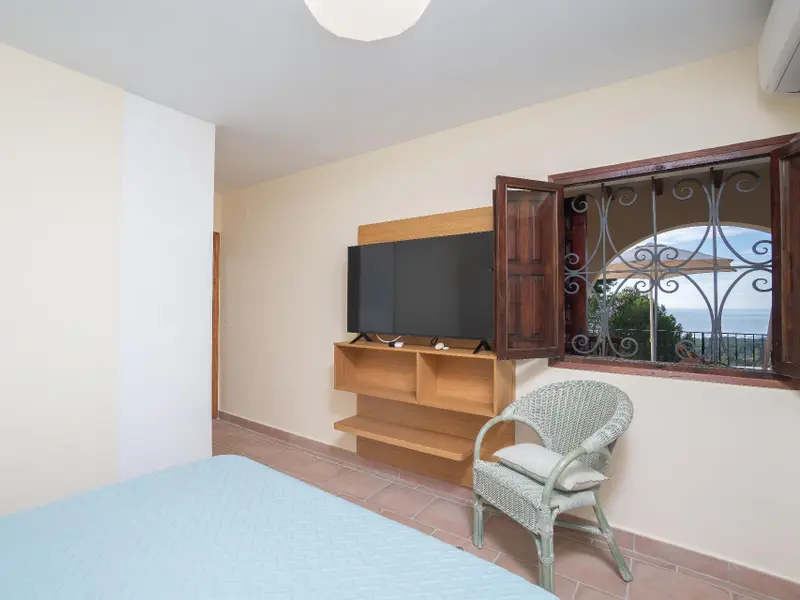 Villa with 2 bedrooms in Altea, Costa Blanca — photo 24 of 29