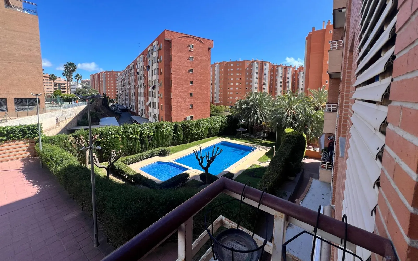 Wohnung mit 3 Schlafzimmern in Alicante, Costa Blanca — Foto 1 von 30