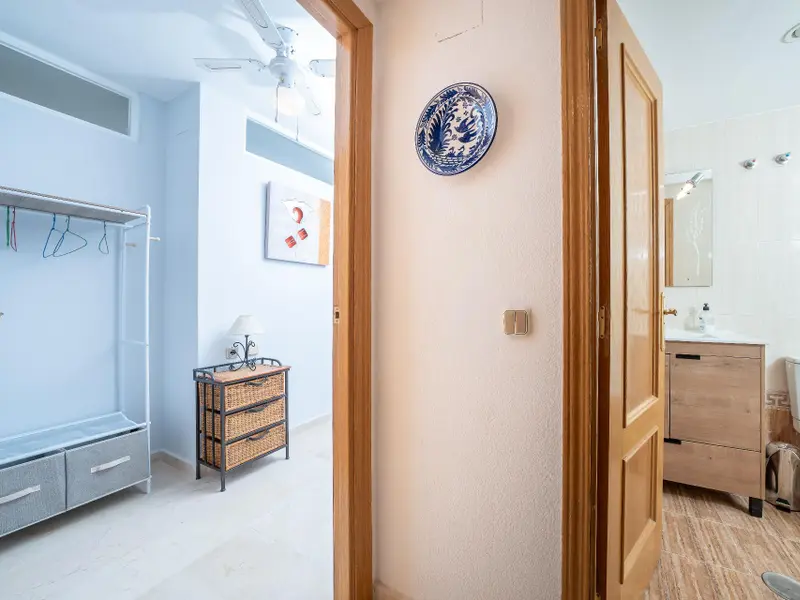 Apartamento de 2 dormitorios en Villajoyosa, Costa Blanca — foto 16 de 22