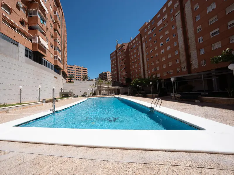 Apartamento de 2 dormitorios en Alicante, Costa Blanca — foto 28 de 28