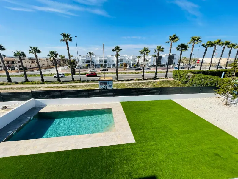 Villa mit 5 Schlafzimmern in Torrevieja, Costa Blanca — Foto 28 von 30