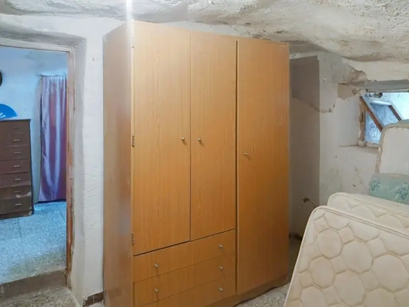 Вилла de 5 dormitorios en Pinoso, Costa Blanca — фото 9 из 24