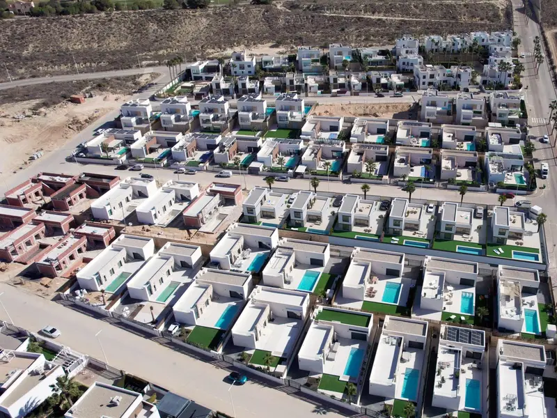 Villa de 3 dormitorios en Algorfa, Costa Blanca — foto 13 de 30