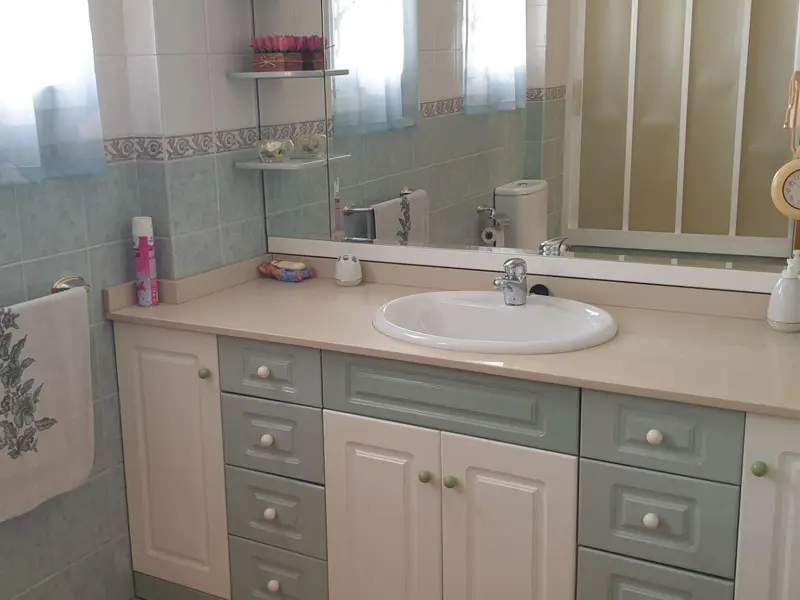 Apartamento de 2 dormitorios en Elche, Costa Blanca — foto 10 de 12