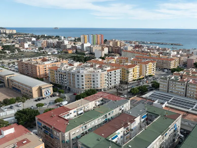 Apartamento de 2 dormitorios en Villajoyosa, Costa Blanca — foto 6 de 25
