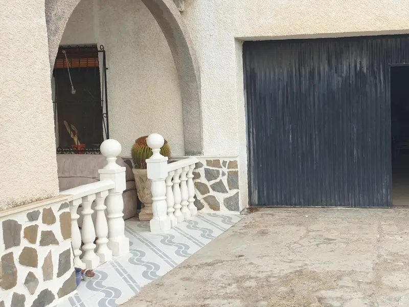 Villa de 4 dormitorios en Granja de Rocamora, Costa Blanca — foto 13 de 30