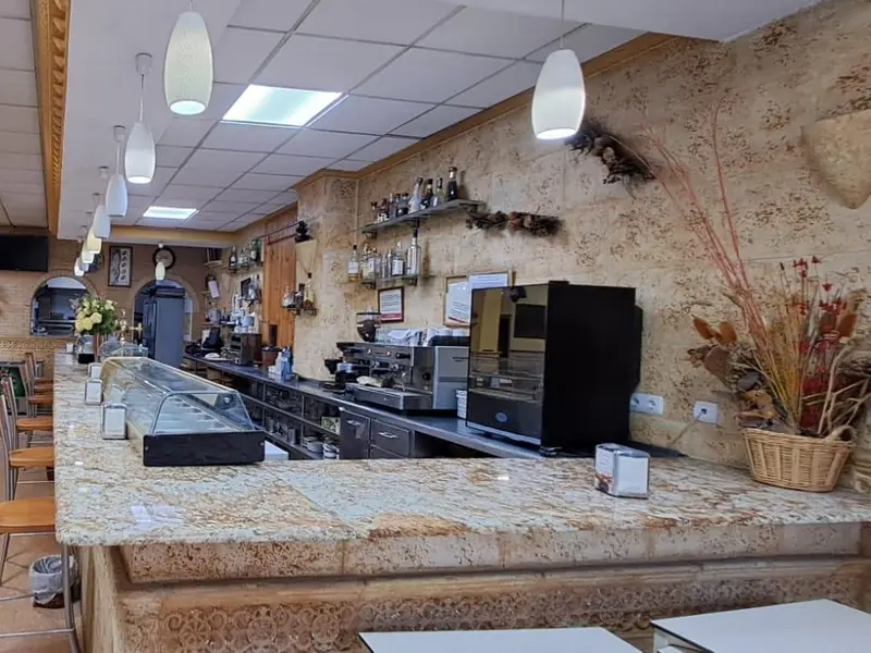 Local comercial en Crevillent, Costa Blanca