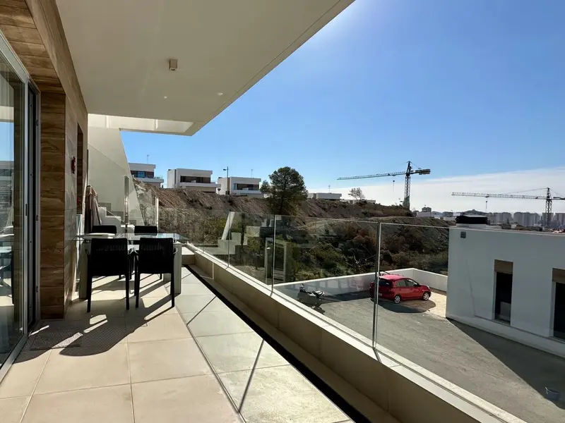 Penthouse mit 2 Schlafzimmern in Finestrat, Costa Blanca — Foto 9 von 22