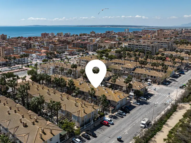 Bungalow with 1 bedrooms in Santa Pola, Costa Blanca — photo 22 of 30