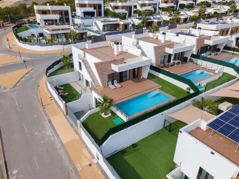 Villa de 4 dormitorios en Finestrat, Costa Blanca — foto 2 de 30