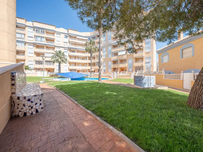 Bungalow de 2 dormitorios en Desconocido, Costa Blanca — foto 20 de 30