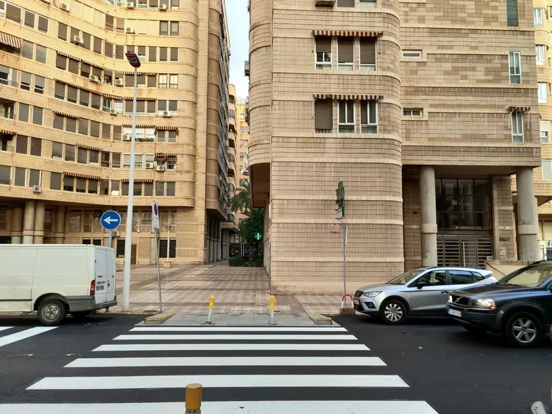 Local comercial en Elche, Costa Blanca — foto 7 de 16