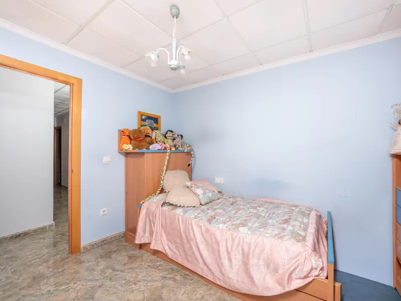 Local comercial de 4 dormitorios en Desconocido, Costa Blanca — foto 21 de 30