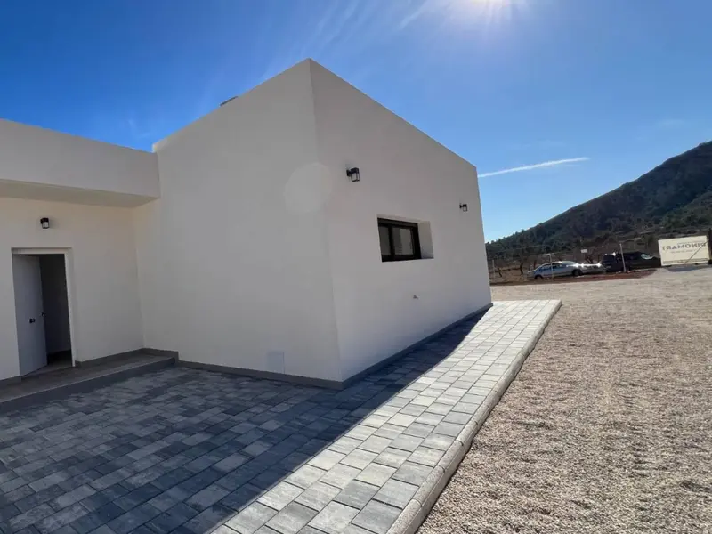 Villa de 3 dormitorios en Hondón de las Nieves, Costa Blanca — foto 17 de 29