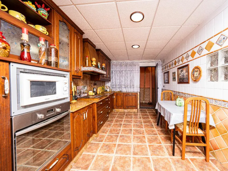 Villa de 7 dormitorios en Daya Nueva, Costa Blanca — foto 10 de 30