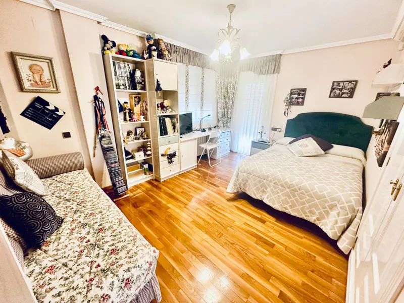 Villa de 4 dormitorios en Benidorm, Costa Blanca — foto 10 de 26