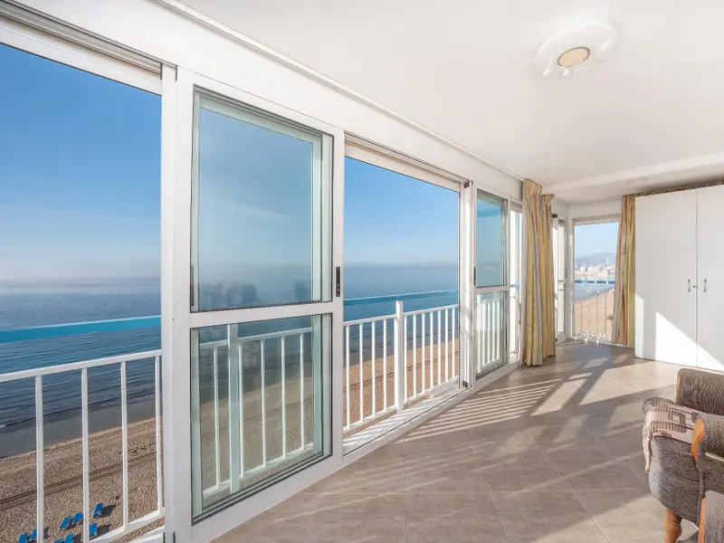 Apartamento de 2 dormitorios en Benidorm, Costa Blanca — foto 15 de 28