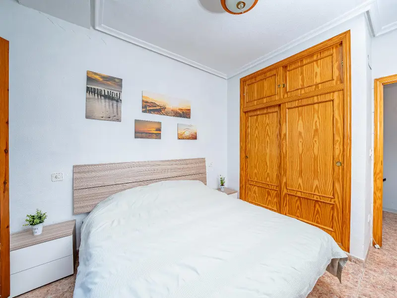 Bungalow with 1 bedrooms in Santa Pola, Costa Blanca — photo 11 of 30